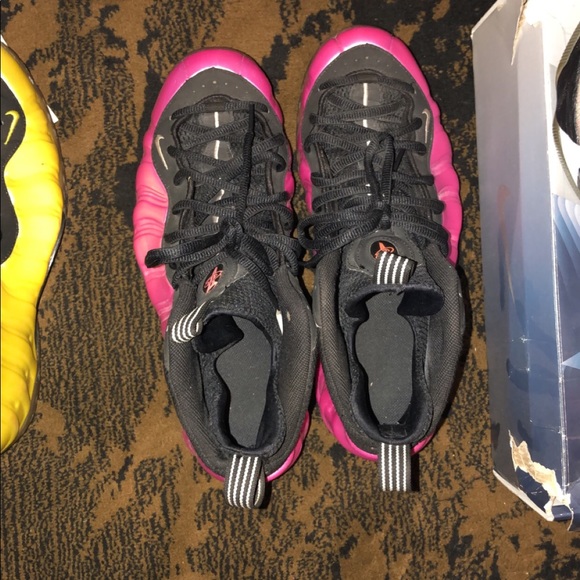 Jordan's, retros, lebrons, foams - Picture 4 of 7
